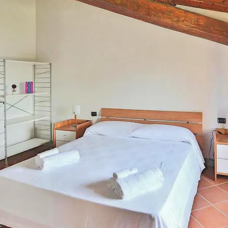 1 Bedroom Cozy In Cola Apartment Sona