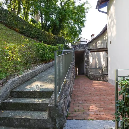 Apartment 1 Bedroom Cozy In Cola *